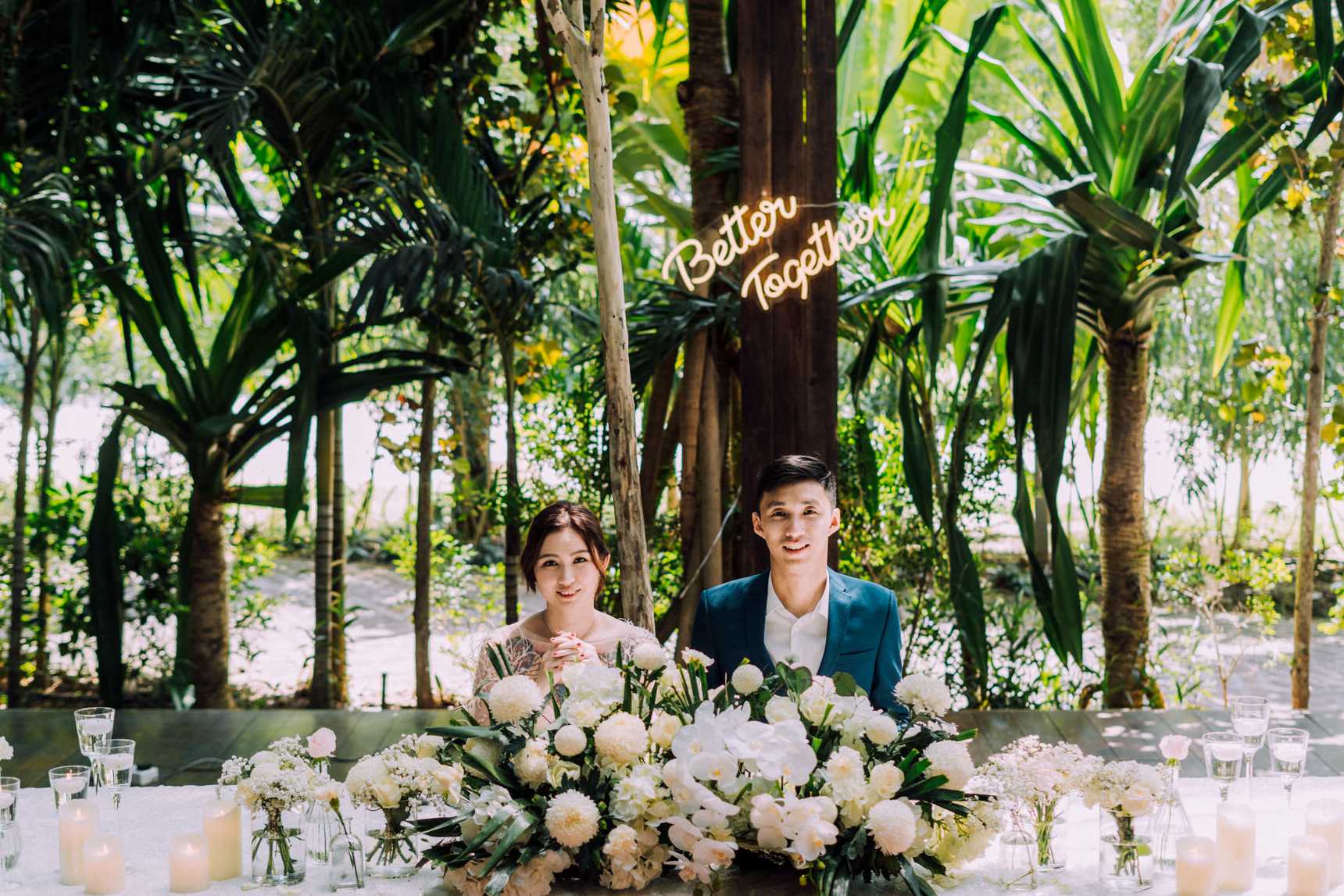 couple wedding photoshoot at rawa island